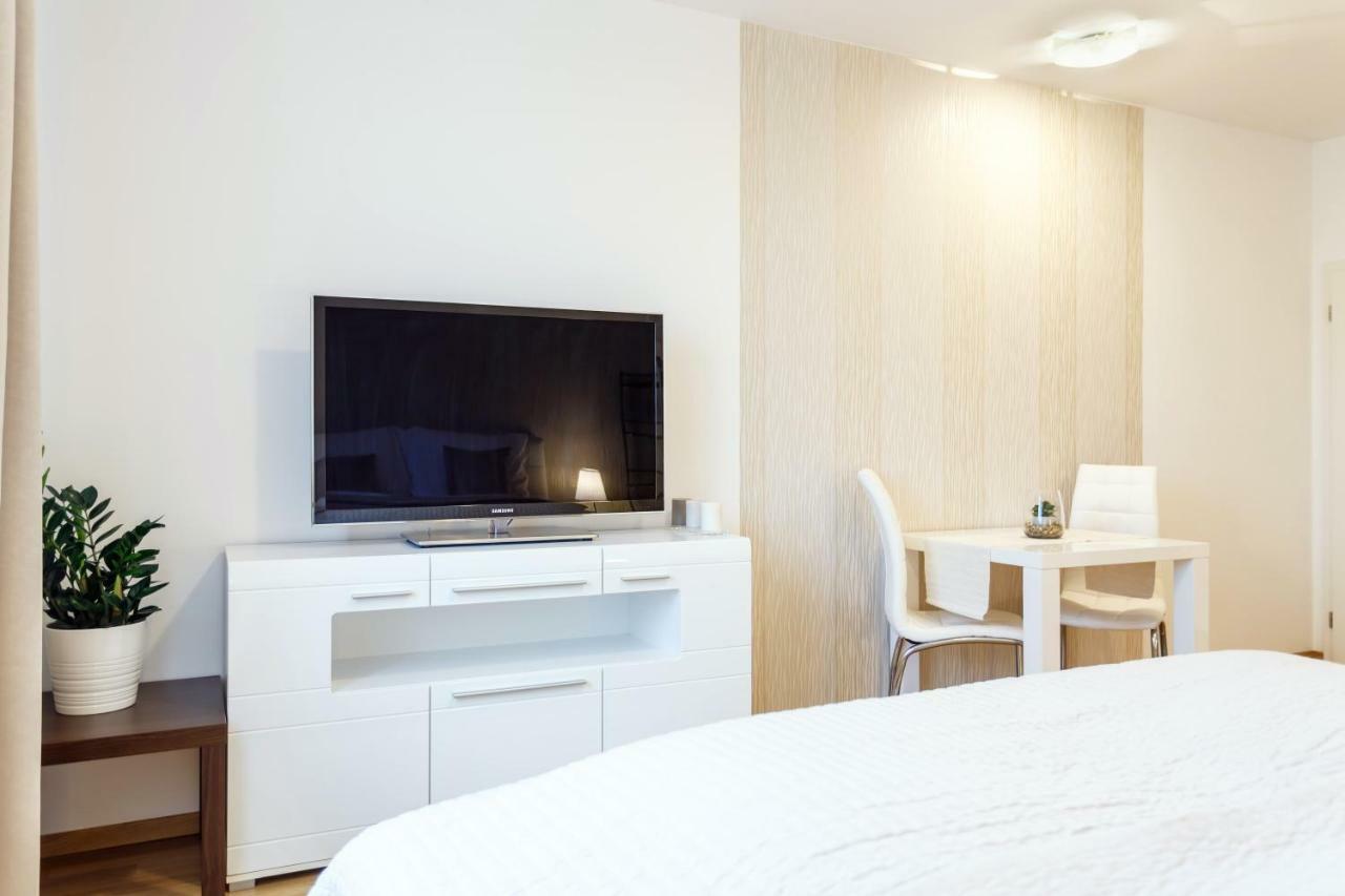 Golden Apartments Rezidence Nová Karolina Ostrava Exterior foto