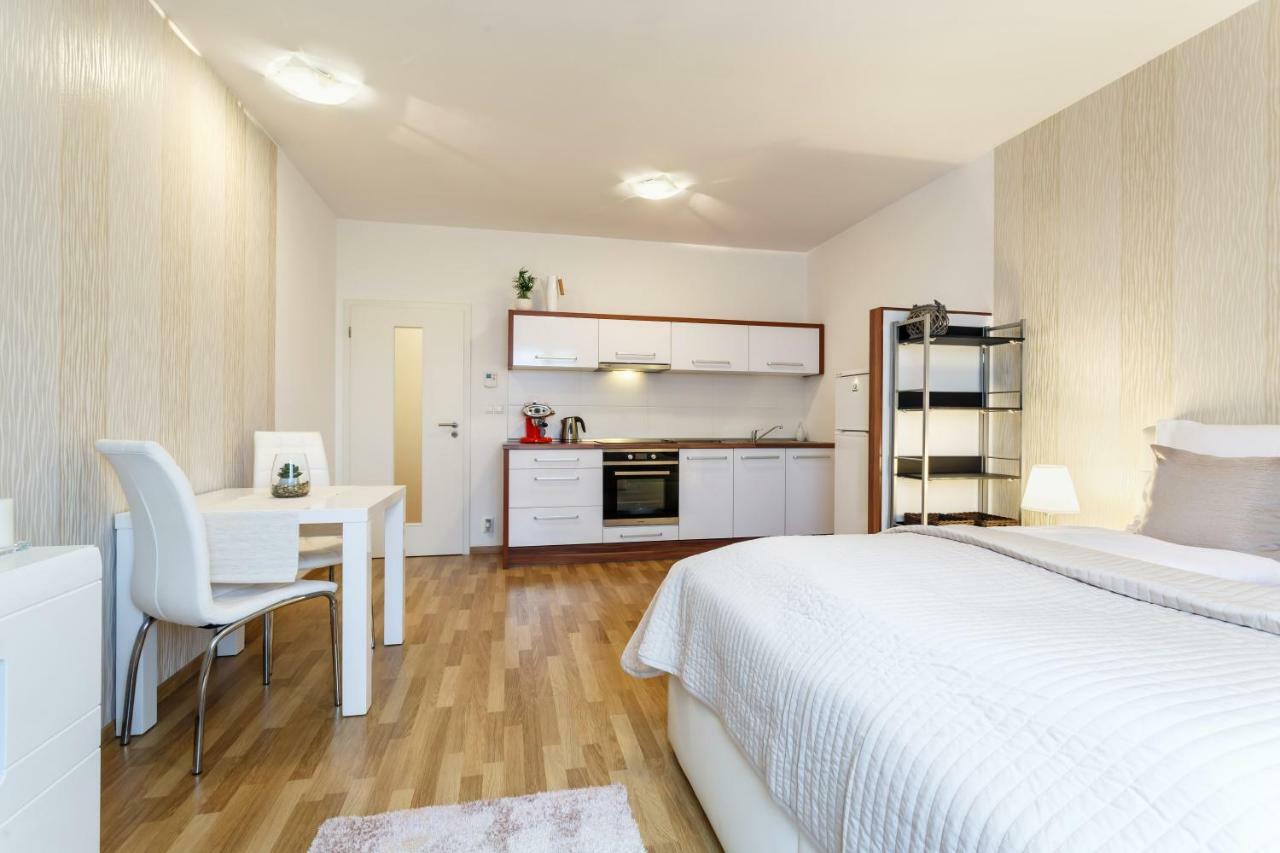 Golden Apartments Rezidence Nová Karolina Ostrava Exterior foto